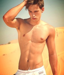 Twinks beautiful and sexy 5da0a3958f02c.jpg