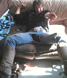 Boot and cowboys 5da0b17c668b2.jpg