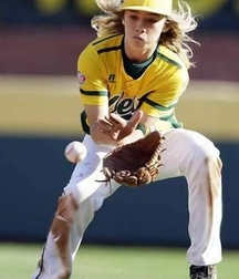 Long hair sexy beauties 5da224198b0af.jpg