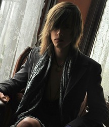Long hair sexy beauties 5da2242169f84.jpg