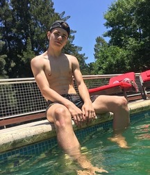 Smooth boys 5da2fd4706dd5.jpg