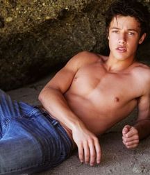 Smooth boys 5da2fd68d72a0.jpg