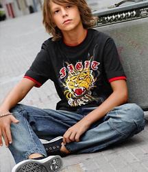 Beauties and sportsboys 5da490f7c7111.jpg
