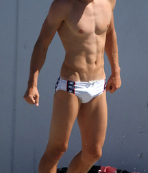 Twinks and abs 5da5afed4340c.jpg