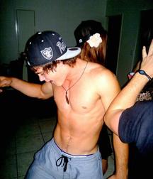 Twinks and abs 5da5b00715812.jpg