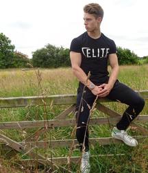 Twinks 189 5da79244a0c89.jpg