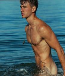 Lovely boy beauties 5da79359cd14b.jpg