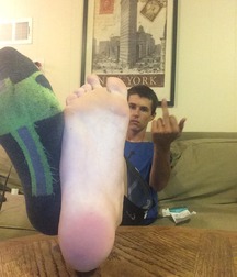 Lovin smelly boy feet 5da7b85fd945b.jpg