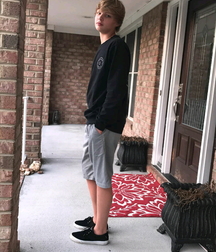 Boys and Twinks 5da87f4f6b240.jpg