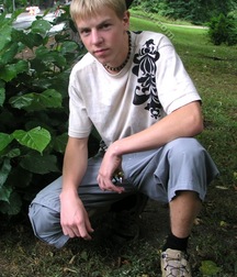 Blonde Borja 5da886498f5bd.jpg