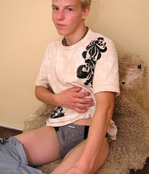 Blonde Borja 5da886549b391.jpg