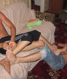 Tasty boyfeet 4 5daa3b84aca3d.jpg