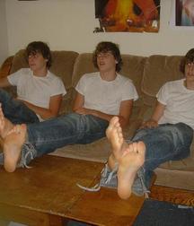 Worship the boys 4 5daa592ce29bb.jpg
