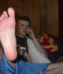 Worship the boys 4 5daa592e218dc.jpg
