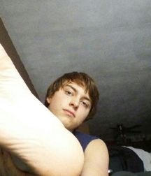 Worship the boys 4 5daa59490ed1e.jpg