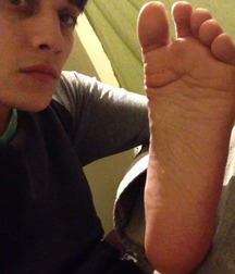 Worship the boys 4 5daa596206947.jpg