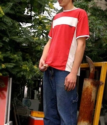 Boys pissing 7 5dacc99a49385.jpg