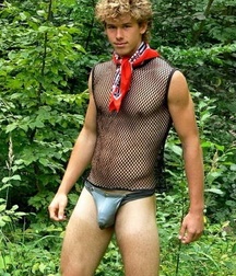 Male models 2 5dacce5b683a9.jpg