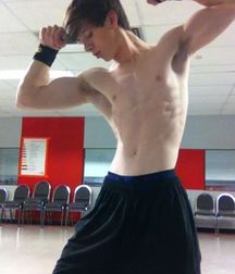 Twink bodies 5dade2cf03081.jpg