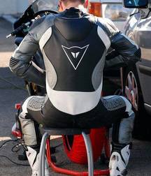 Bikers and buddies 5dadfee150fa9.jpg