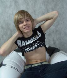 Blonde cutie - Raos 5db04e1de6377.jpg