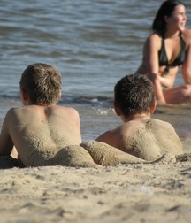 Nude beach boys 5db08235ecfb7.jpg