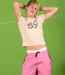 Blonde hottie Mark 5db084dd5aa5f.jpg