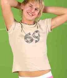 Blonde hottie Mark 5db084de9a01f.jpg