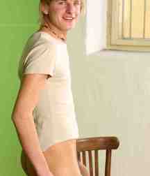Blonde hottie Mark 5db084f49db14.jpg
