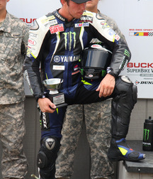 Biker in boots and leather 5db1c41f2c64f.jpg