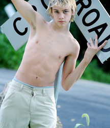 Twinks 193 5db1cb25729d0.jpg