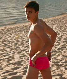 Twinks 193 5db1cb26ec56b.jpg