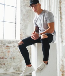 Sneaker boys 11 5db1d93fb0ecd.jpg