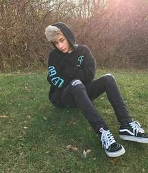 Sneaker boys 11 5db1d94acd155.jpg