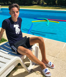 Twinks 194 5db2122de4eeb.jpg