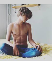 Boys hairstyle 5db335b61c759.jpg
