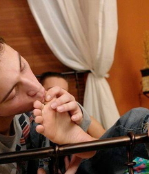 Suckable toes 5db4b3b892d8f.jpg