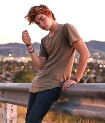 Twinks 196 5db4c56dbe17f.jpg