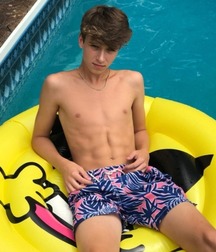 Lovely twinks 2 5db585c94dd8c.jpg