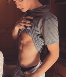 Lovely twinks 2 5db585d215a9b.png