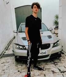 Boys on travel 5db7095e933c9.jpg