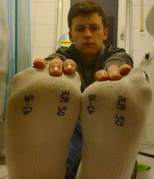 Webfinds boy feet 5db712bcbdad8.jpg
