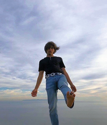 Webfinds boy feet 2 5db86cf7d1139.jpg