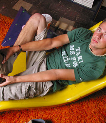Webfinds boy feet 2 5db86d294f90c.jpg