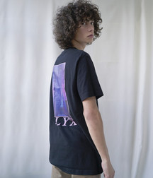 Lovely Boys 5db875e71e855.jpg