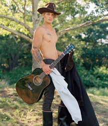 Leather and boot boys 5db8aec4af418.jpg