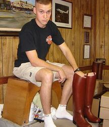 Leather and boot boys 5db8aec762ecd.jpg