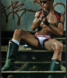 Leather and boot boys 5db8aeca928f4.png