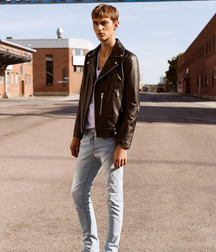 Leather and boot boys 5db8aed842481.jpg