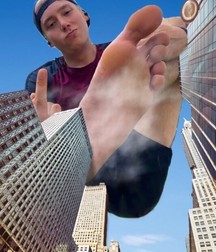Webfinds boy feet 3 5db8bb7c93063.jpg